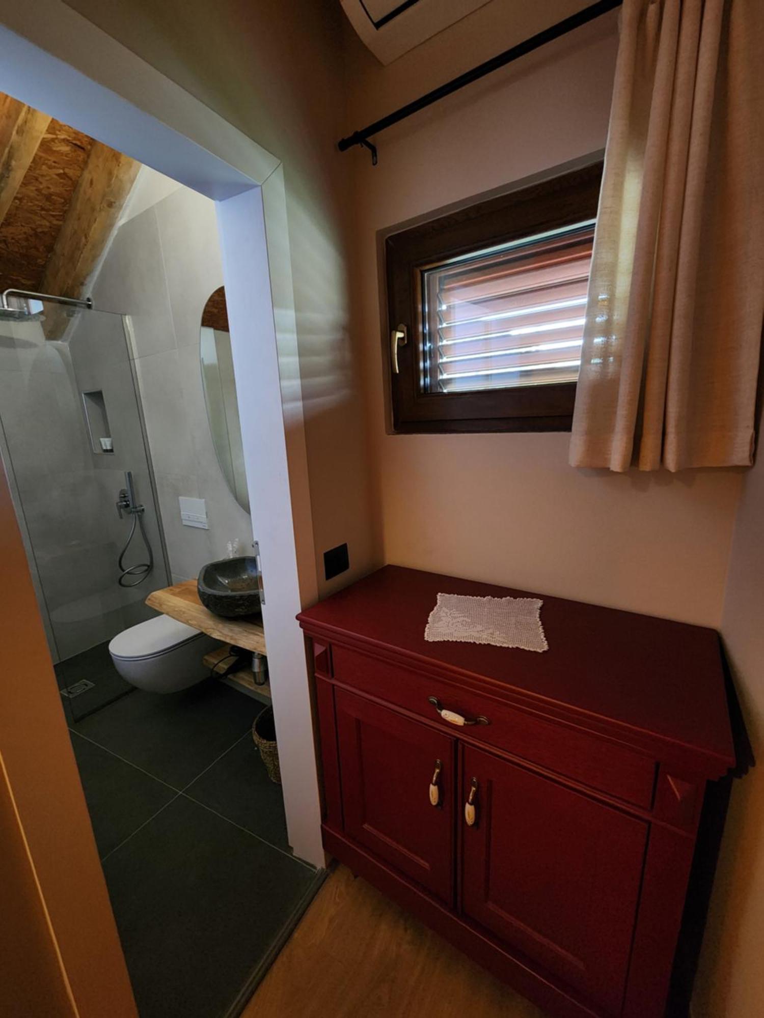 Guesthouse Te Avllia Kelcyre Extérieur photo